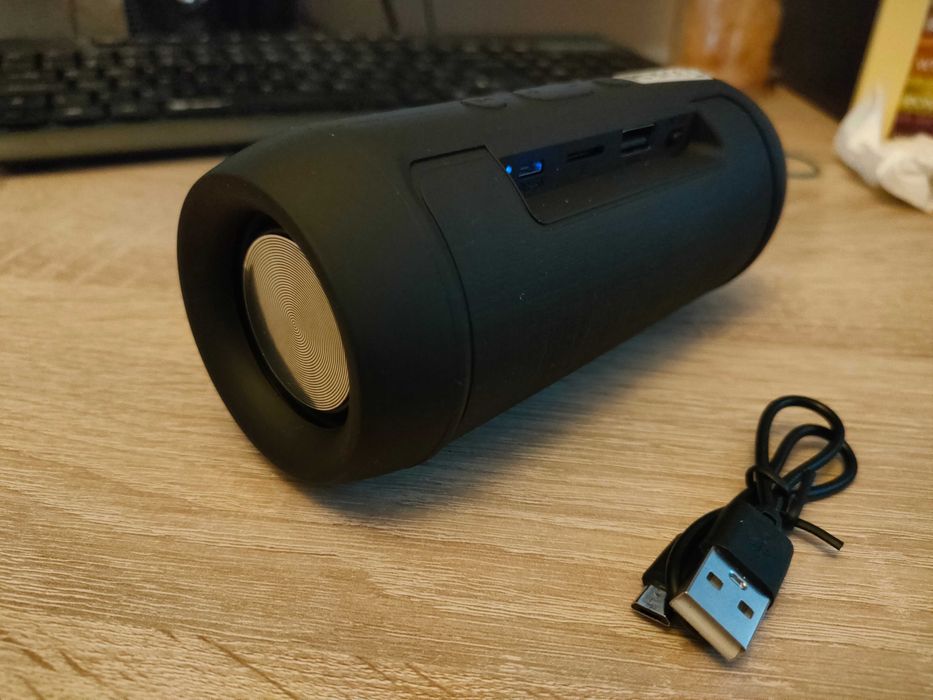 Głośnik Bluetooth F524 – Przenośny Dźwięk w Najlepszej Jakości