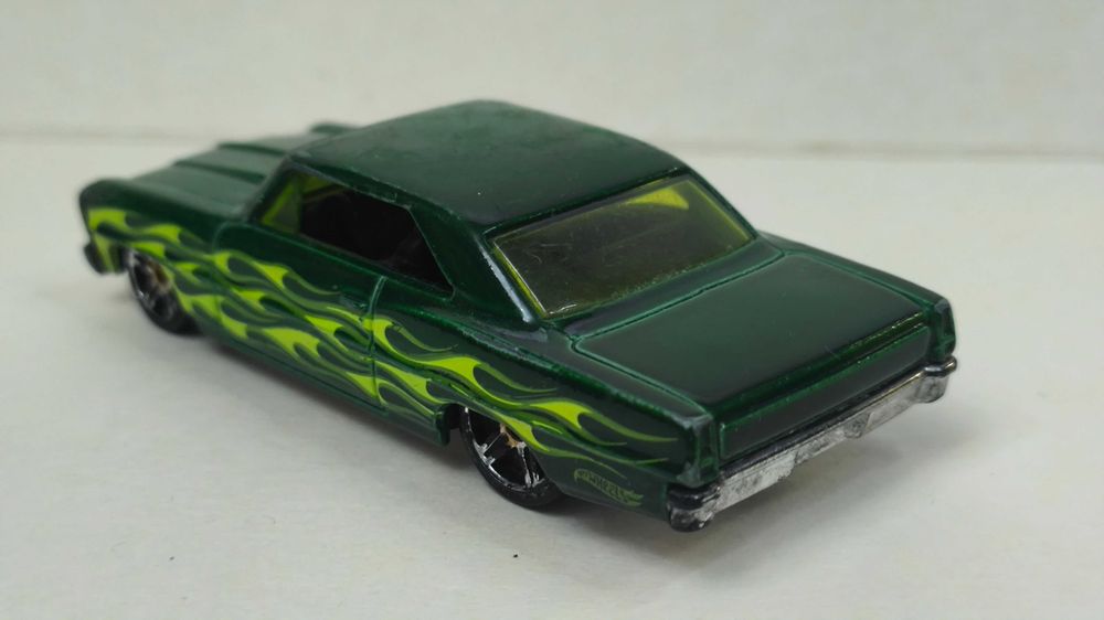 Машинка Chevrolet Nova 1966 Hot Wheels