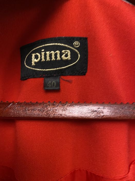 Pima r 38 piekna czerwona sukienka z ozdobnymi paskami