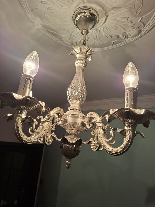 Żyrandol  klasyczny