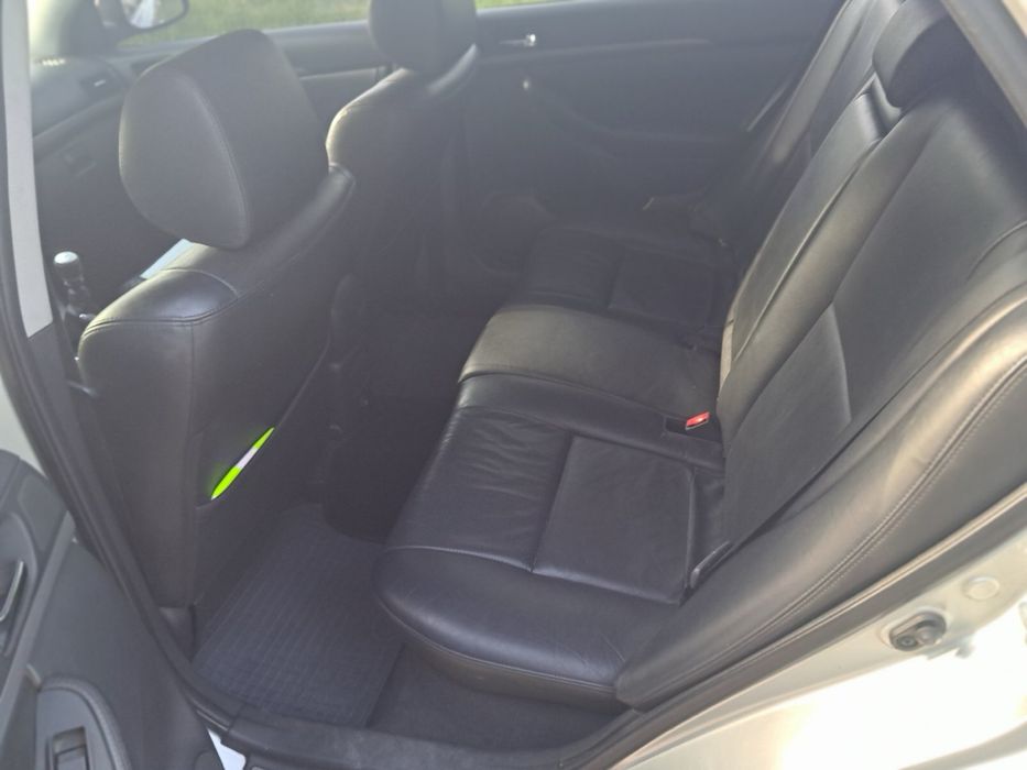 Продам своє авто Toyota