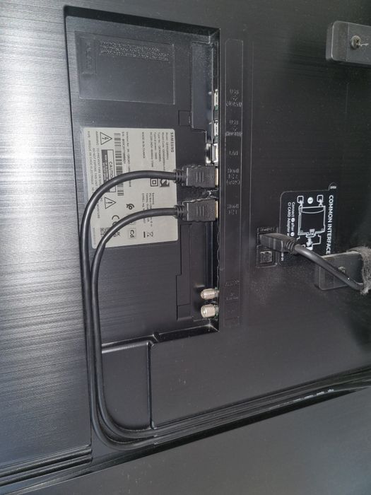 Tv Samsung QLED 65" (QE65Q68B) – Como Nova