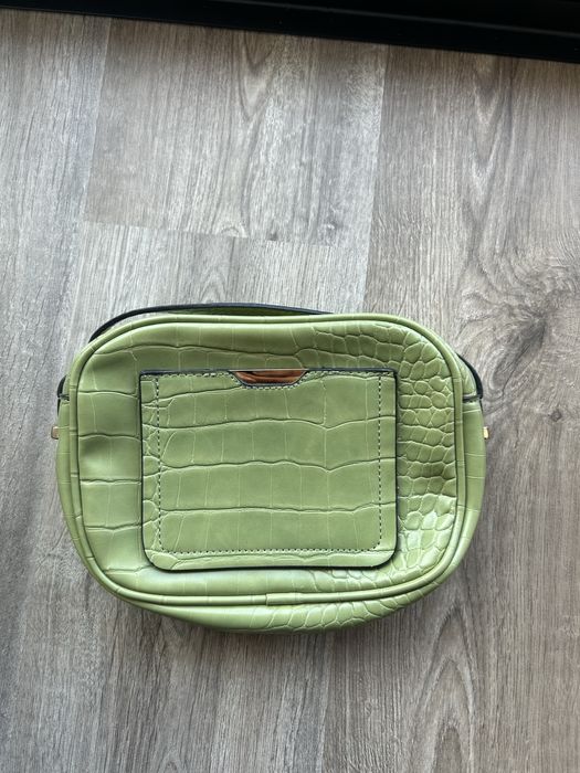 Mala Parfois verde