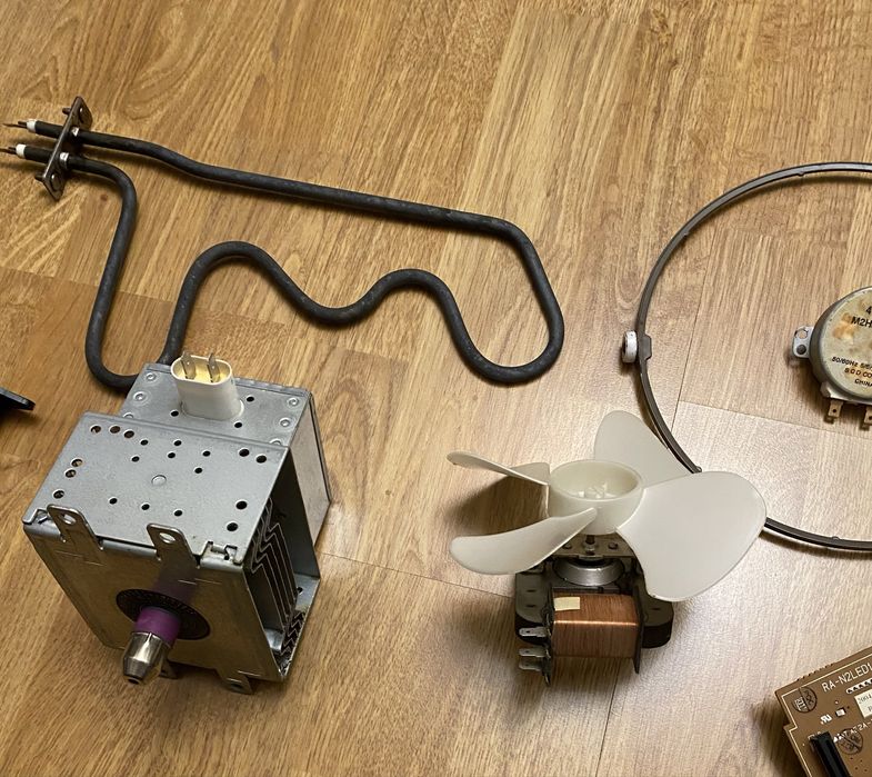 Запчасти  микроволновки SAMSUNG б/у