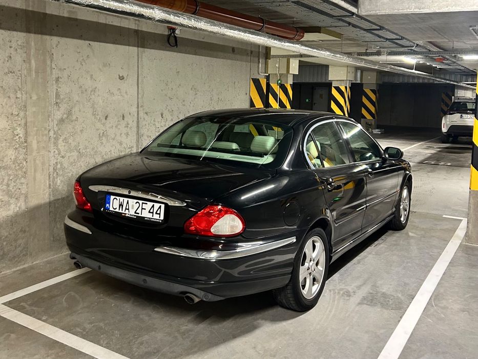 Jaguar X-Type