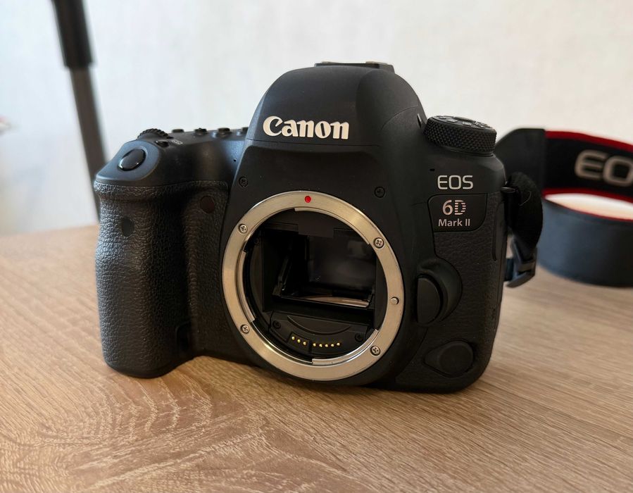 Canon EOS 6D Mark II. Ідеальний стан