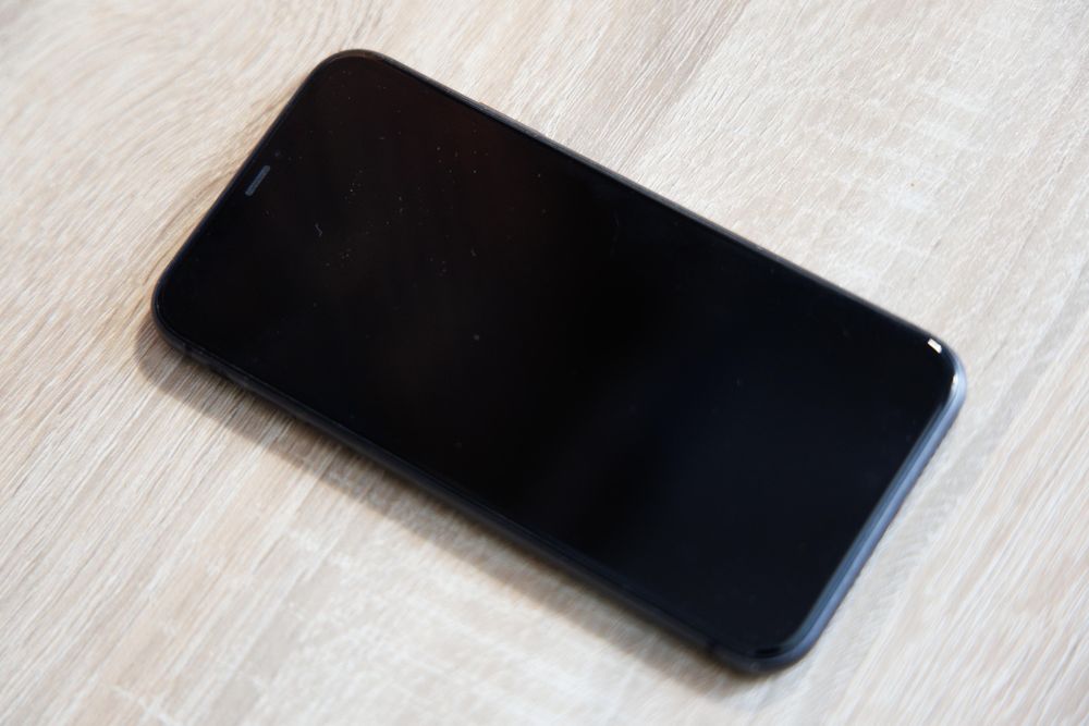 Продам iPhone 11 – гарний стан