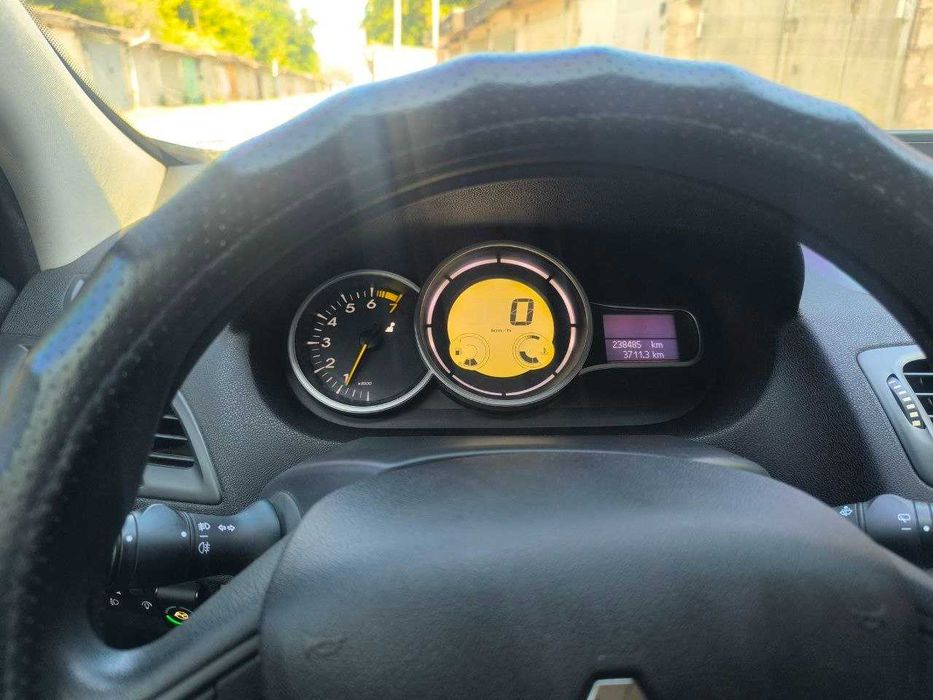 Renault Megane 2009 VIN VF1KZ1V0642390781 фото оголошення 14 з 19