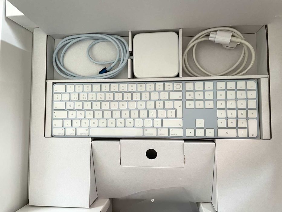 Apple iMac M1 | 24" 16 GB | 1 TB SSD + Acessórios