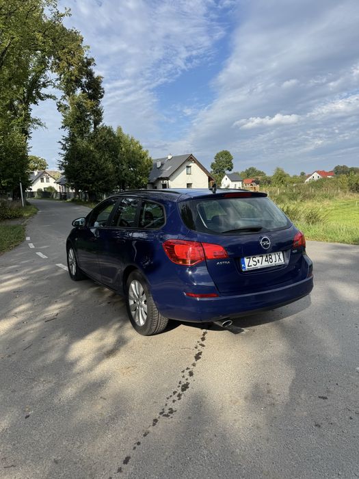 Opel Astra J 2.0CDTI bez wkładu, serwisowany z historią, spalanie 6l