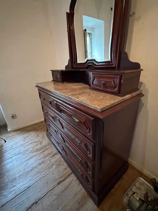 Quarto de casal em madeira