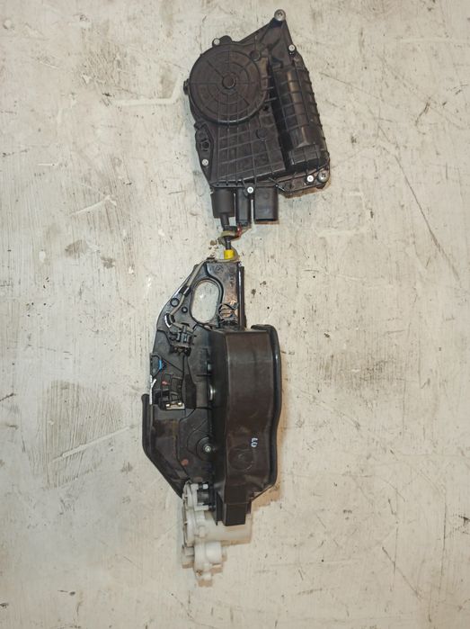 Fecho da Porta Frente Esquerdo - BMW X6 (E71, E72) | 07 - 14