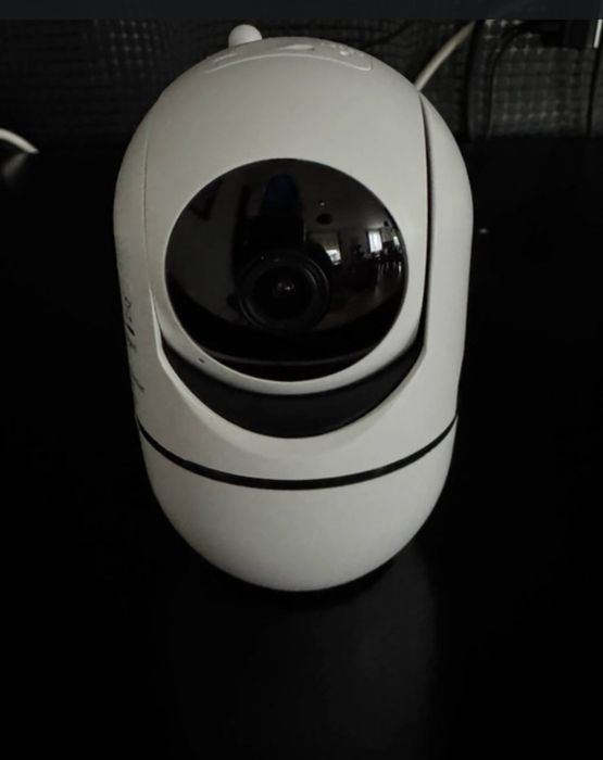 Kamera wewnętrzna obrotowa