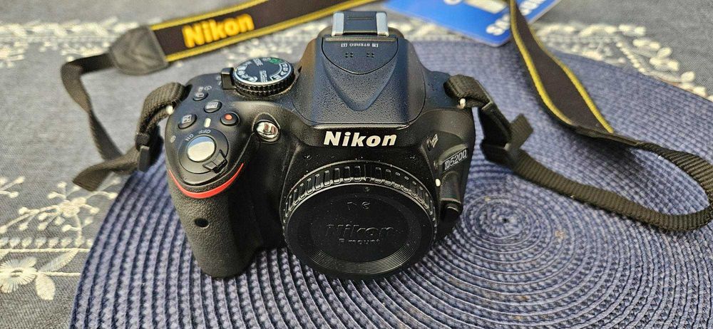 Nikon D5200 + 2 obiektywy + 2 torby + akcesoria