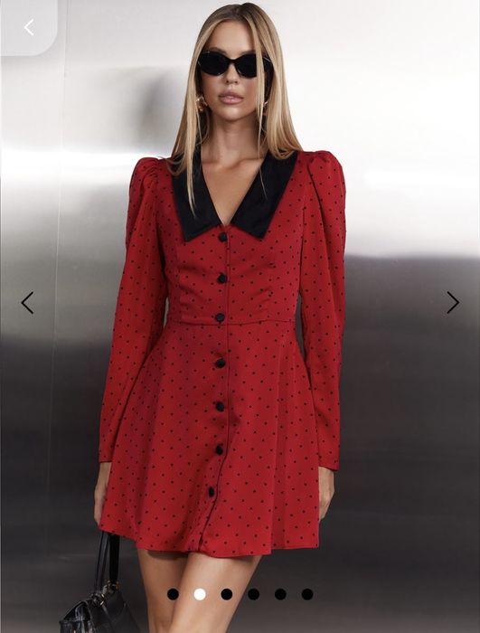 Чорвона сукня One by One