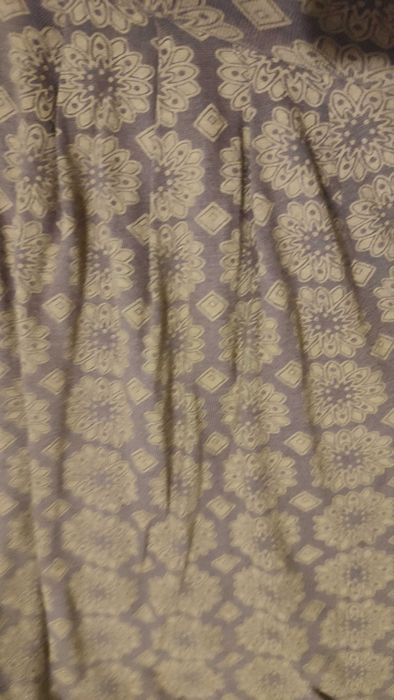 Vestido pelo joelho