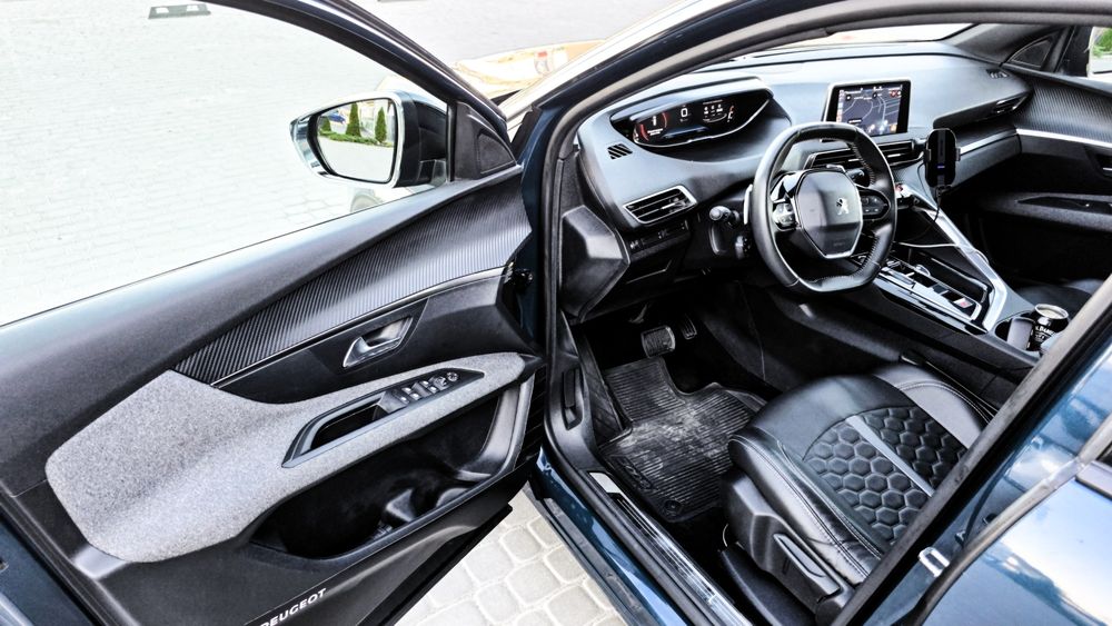 Продаж авто Пежо 3008, 2023 рік, 1.5 BlueHDI