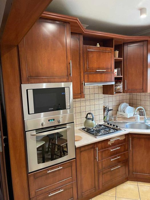 Meble kuchenne z wyposażeniem