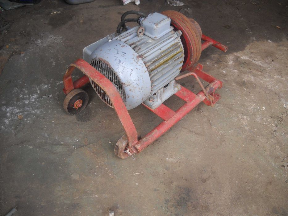 Rama kółka silnik do śrutownika bąk