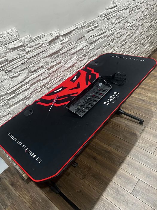 Biurko Diablo 140 cm