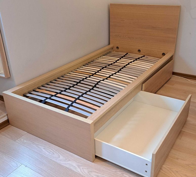 Łóżko Ikea MALM  90x200, szuflady, stelaż