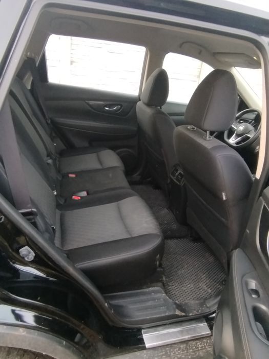 Продам авто Nissan Rogue