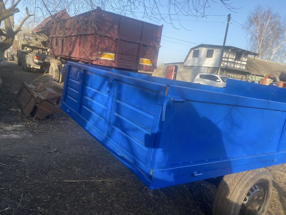 Продам прицеп самосвальний