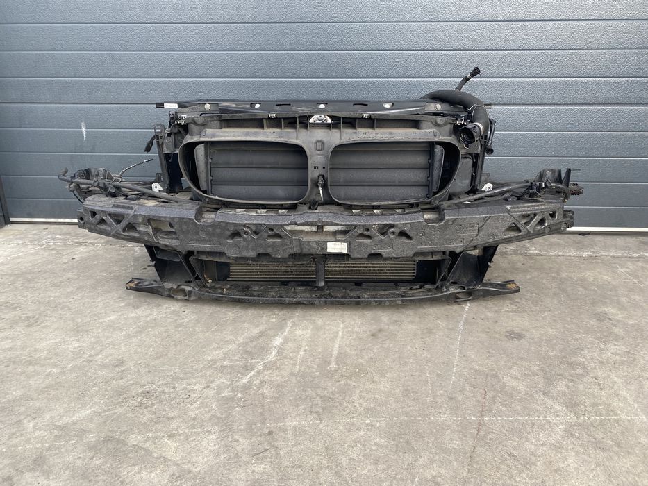 Установочная панель телевизор комплект BMW F10 рестайл