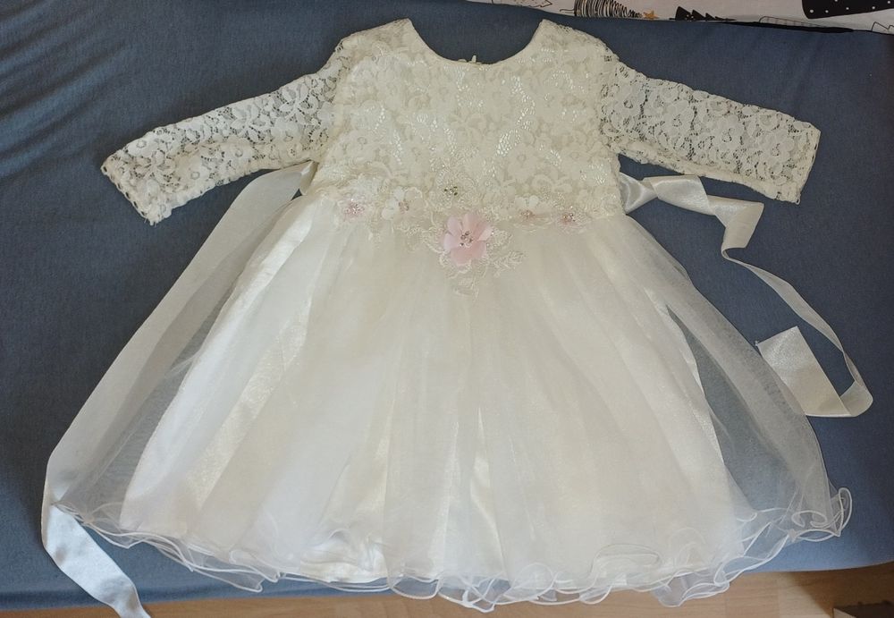 Sukienka na chrzest ecru, buty, opaska
