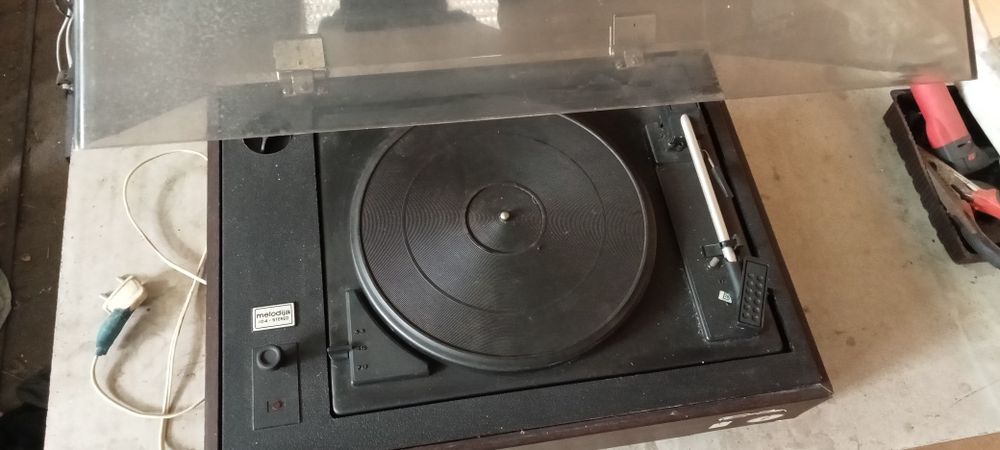 Продам програвач Radiotehnika,Melodia-104-stereo-01