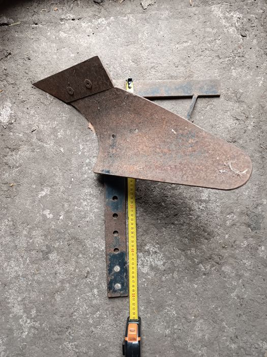 Плужок мотоблока