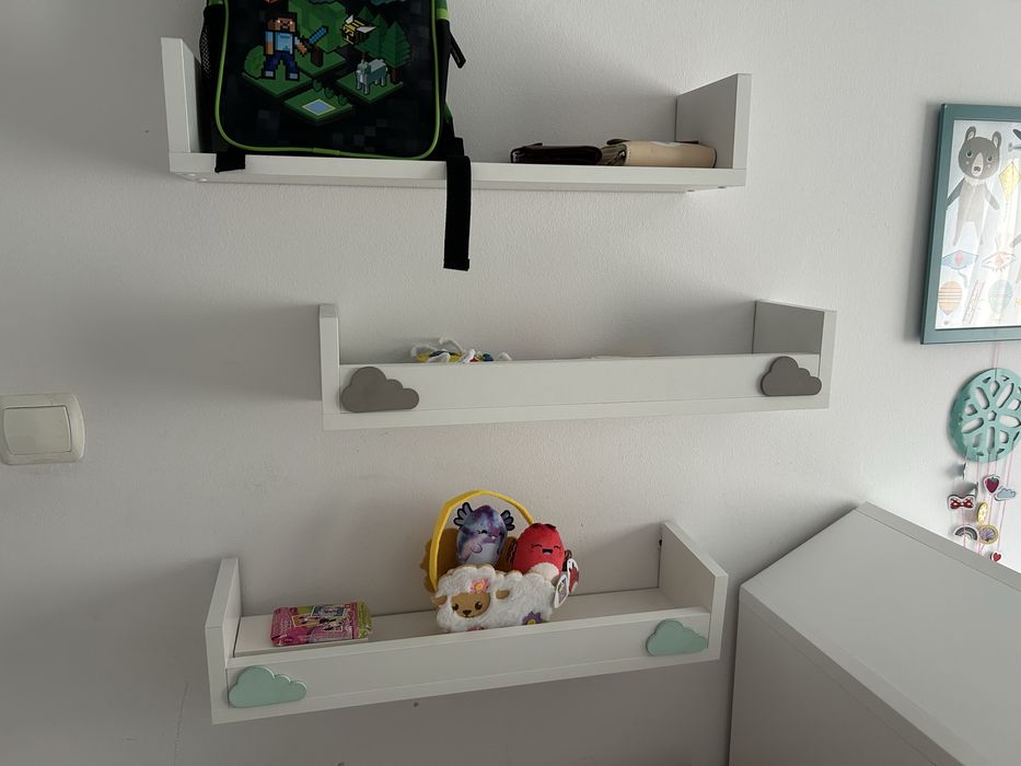 Pòłki wiszace, dzieciece.