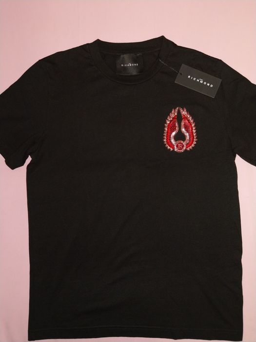 T-shirt męski marki John Richmond.