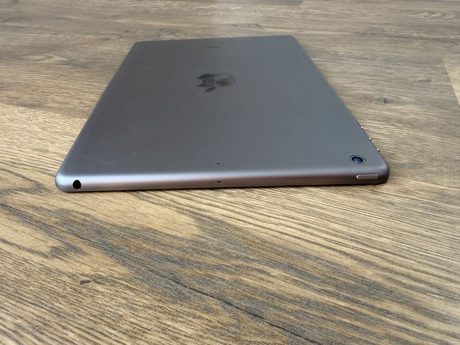 ‼️ Apple iPad Air 16Gb A1474, батарея 92%