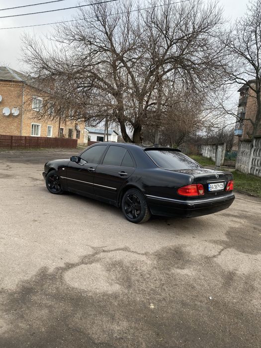 Продам Mersedes E-class
