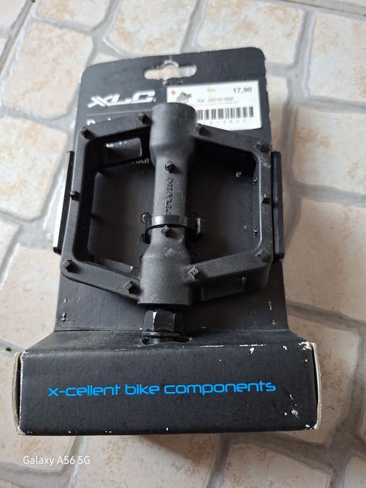 Par de pedais de bicicleta