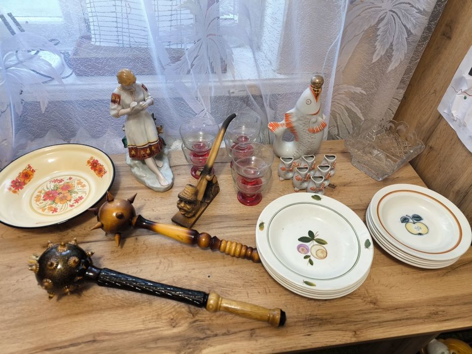 Різний посуд,майоліка,кришталь,СРСР