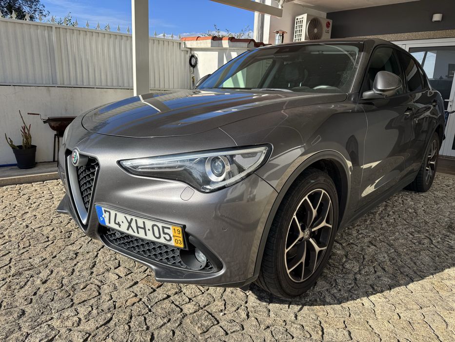 Alfa romeu stelvio diesel 180CV
