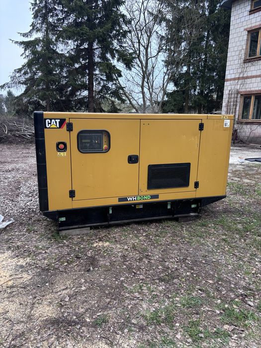 Generator CAT DE110E2