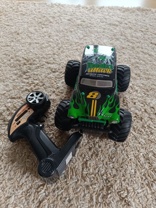Monster Truck Telecomandado "Monster Attack"