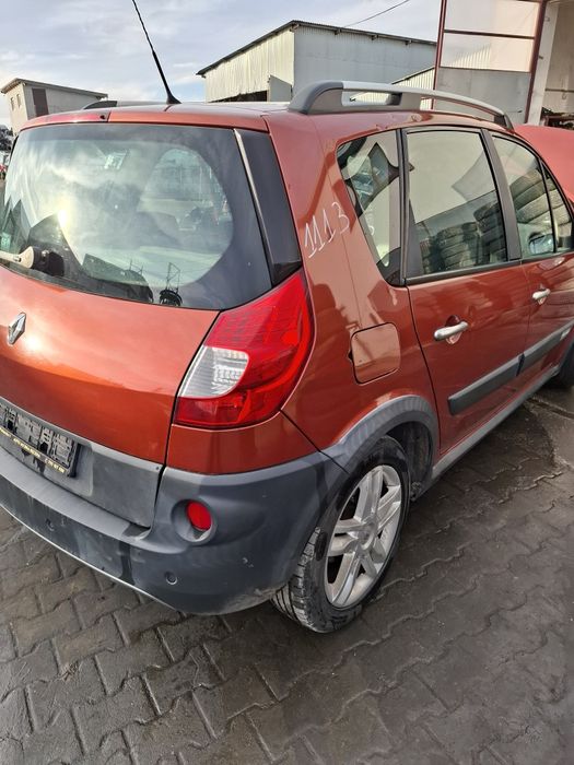 Renault Scenic Conquest Lampa Prawy Lewy Tył