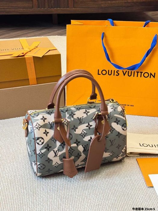 Продам сумку в стилі Louis Vuitton Speedy 25