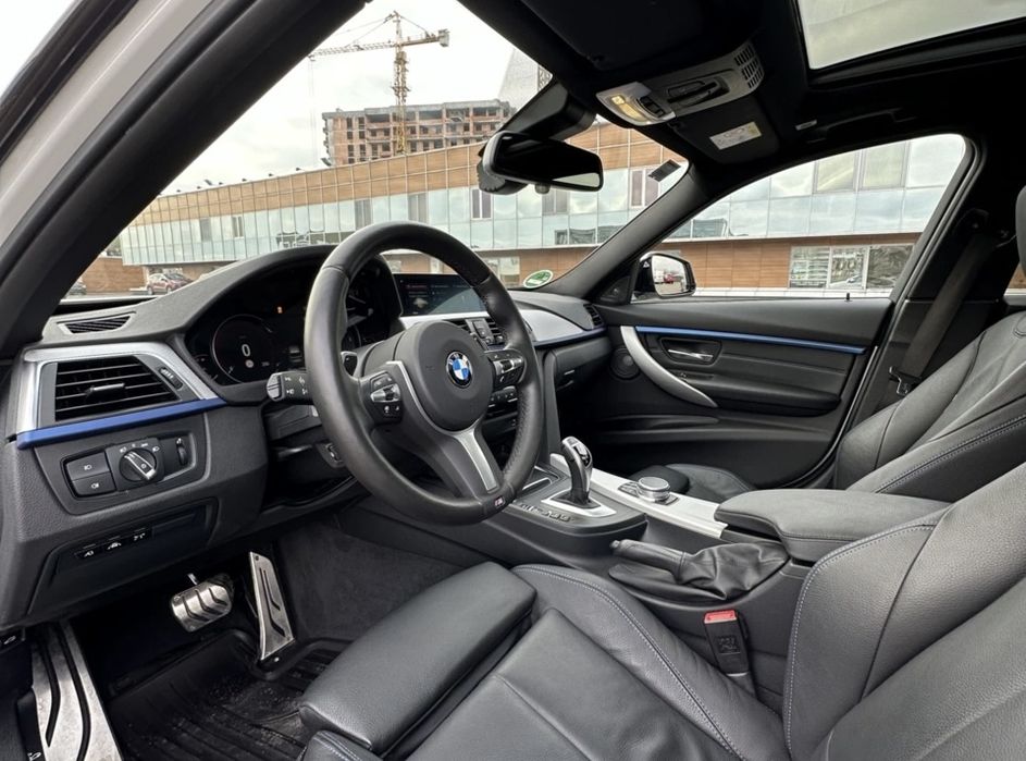 BMW 3 Series 2019 VIN WBA8L11040FH12801 фото оголошення 10 з 24