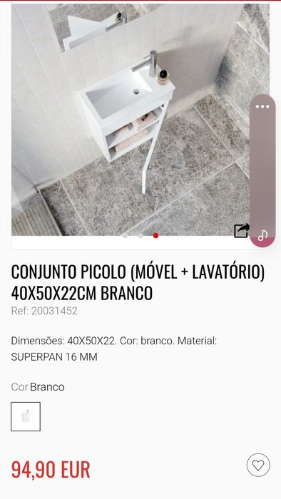 Lavatório com armário para uma casa de banho pequena