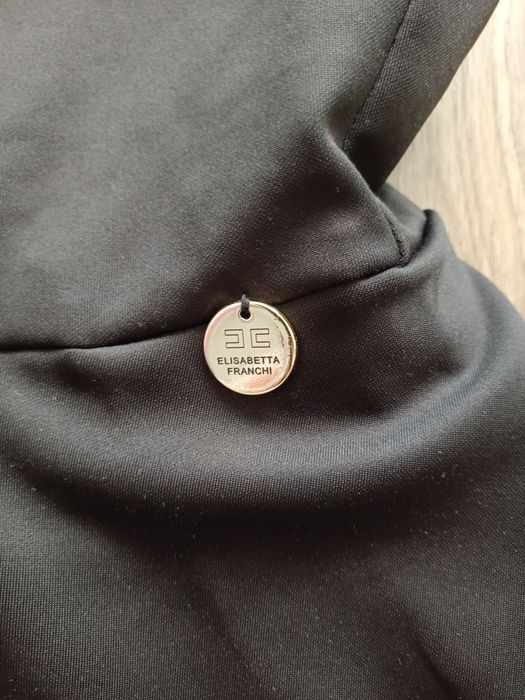 Elisabetta Franchi elegancka bluzka