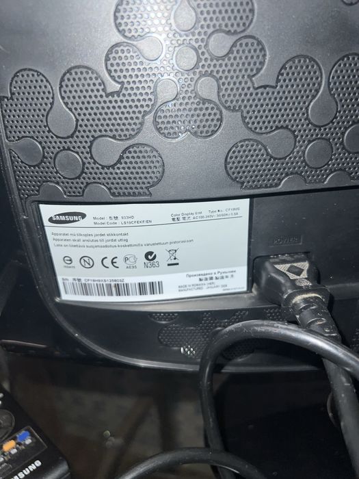 Samsung Monitor LCD Com sintonizador de TV - 19"