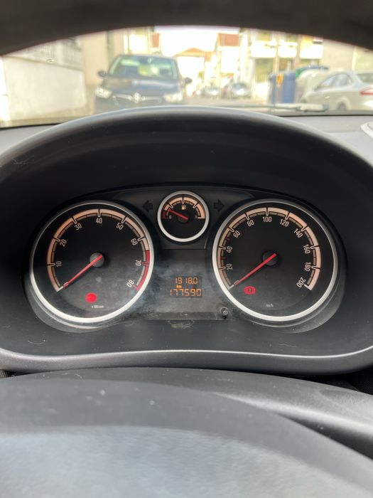 Opel corsa usado