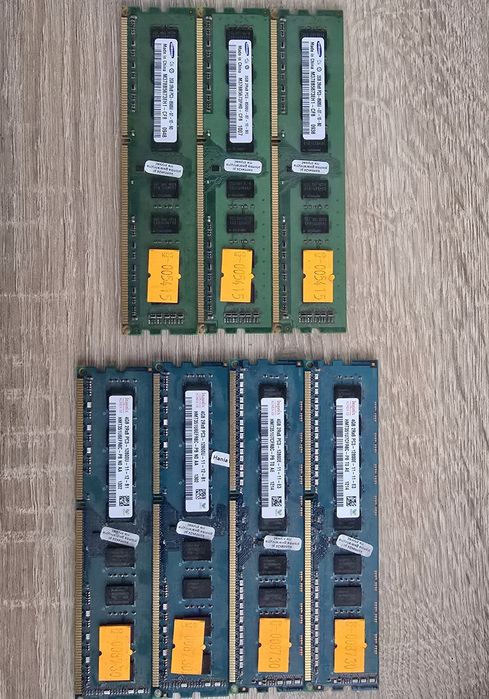 Zestaw pamięci RAM DDR3 22GB (7 szt.) Samsung + Hynix ECC