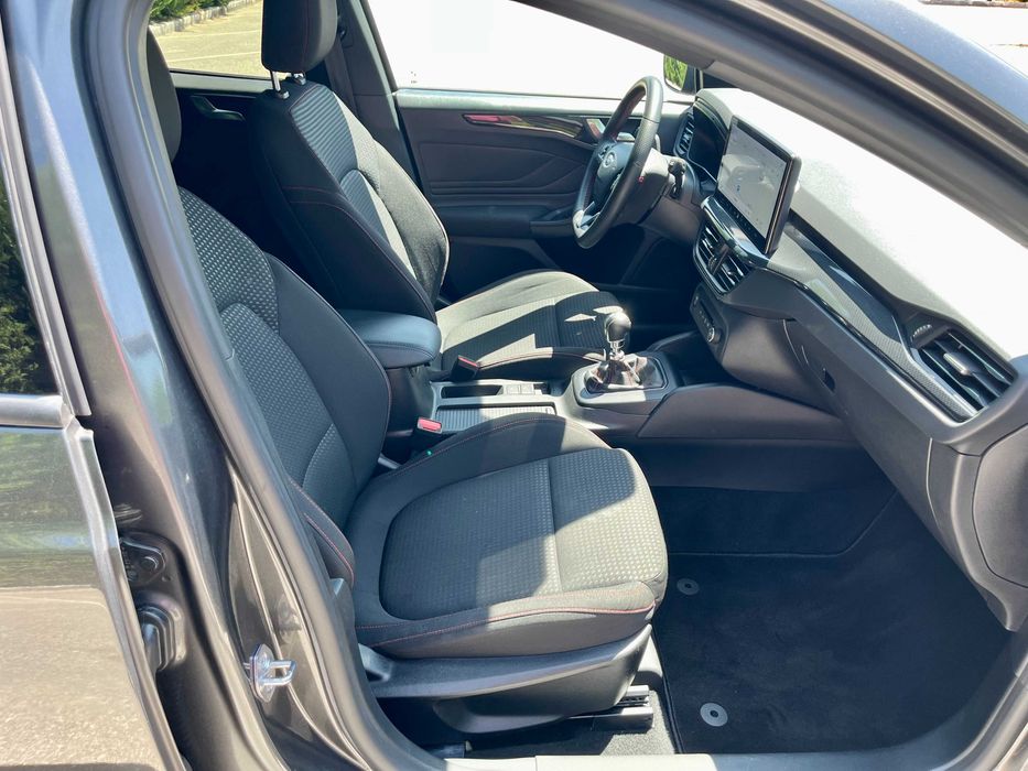 Ford Focus SW — fotografia 8