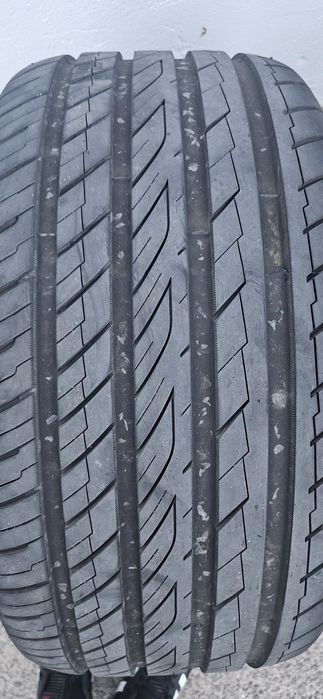 Pneus Ovation 265 / 35 R18 97W
